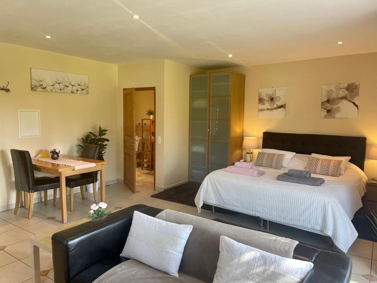 Gites Du Caylar - Chambres Et Appartments Le Caylar Eksteriør billede