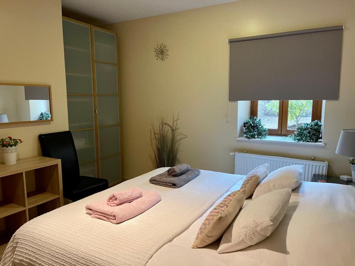 Gites Du Caylar - Chambres Et Appartments Le Caylar Eksteriør billede