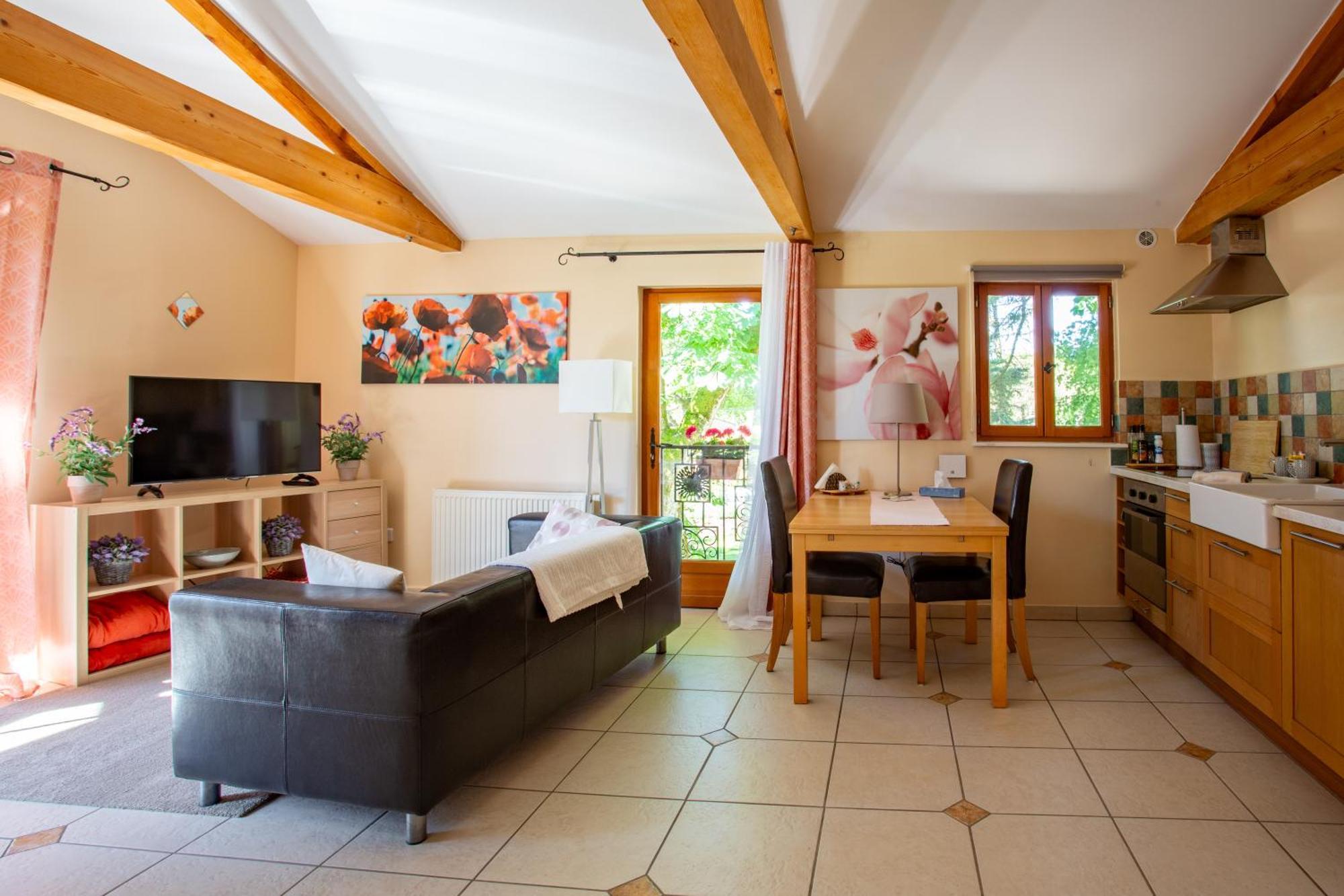 Gites Du Caylar - Chambres Et Appartments Le Caylar Eksteriør billede